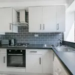 Faulds Crescent Lodge ✪ Grampian Lettings Ltd