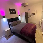 Cheerz Apartments