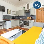 Lovely Aberdeen Apartment, Free Parking, River Side