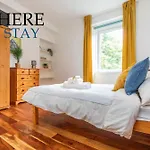 Lovely Aberdeen Apartment, Free Parking, River Side
