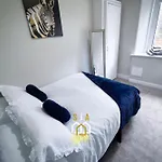 Strudel House - Sja Stays - Modern 1 Bed Apartment