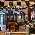 The Globe Inn
