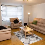 Kechstone K1 Riverside Drive