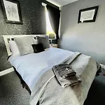 Vaila Guest House