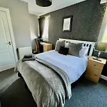 Vaila Guest House