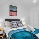 Spital Stay - Sja Stays - Modern 3 Bed Apartment