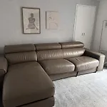 Springbank Garden Apartment