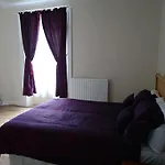 Dee Hotel