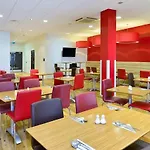 Travelodge Aberdeen Central Justice Mill Lane