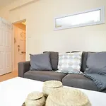 Dunbar Street Apartments