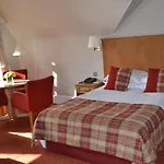Atholl Hotel