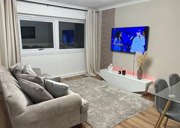 Stunning 2-Bed Apart In The Heart Of Aberdeen*