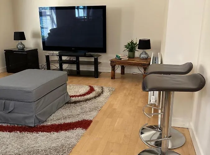 2 Bed City Centre Executive Apartment