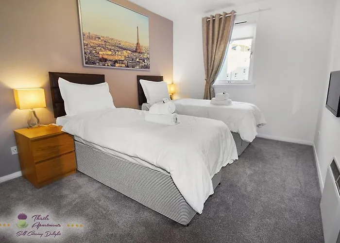 Thistle Apartments-City View Apartment