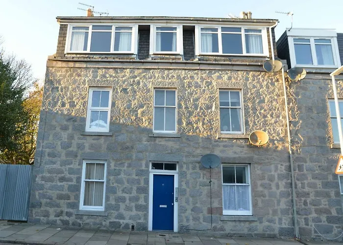 Dunbar Street Apartments
