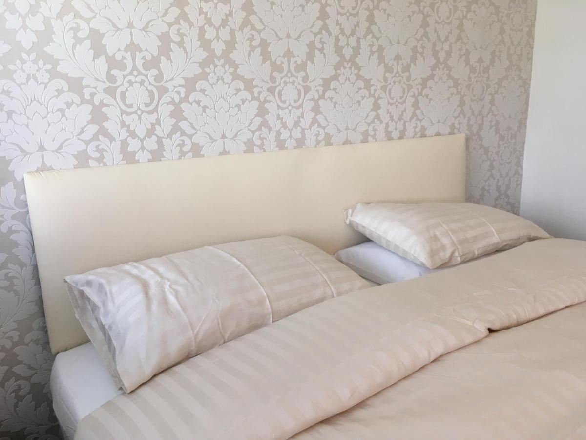 Bed & Breakfast 2 Redmoss Walk