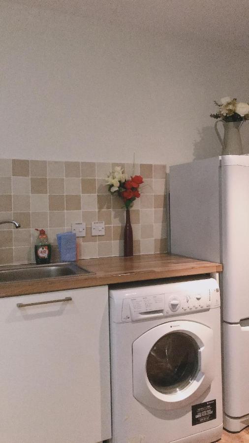 Heart Of Centre 3 Bedrooms *