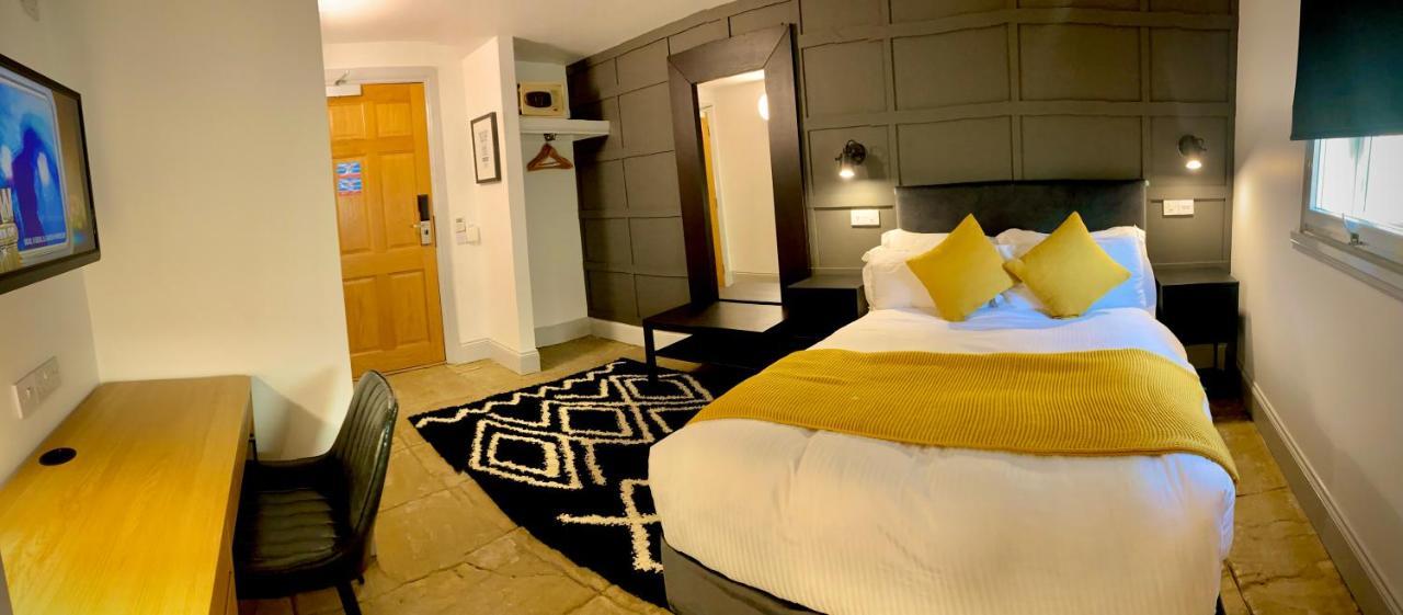 Siberia Bar & Hotel 3*