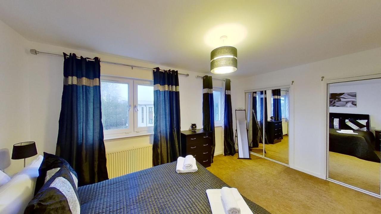 Orange Town House - Shaw Road, Only 6 Minutes To Centre Apartment *