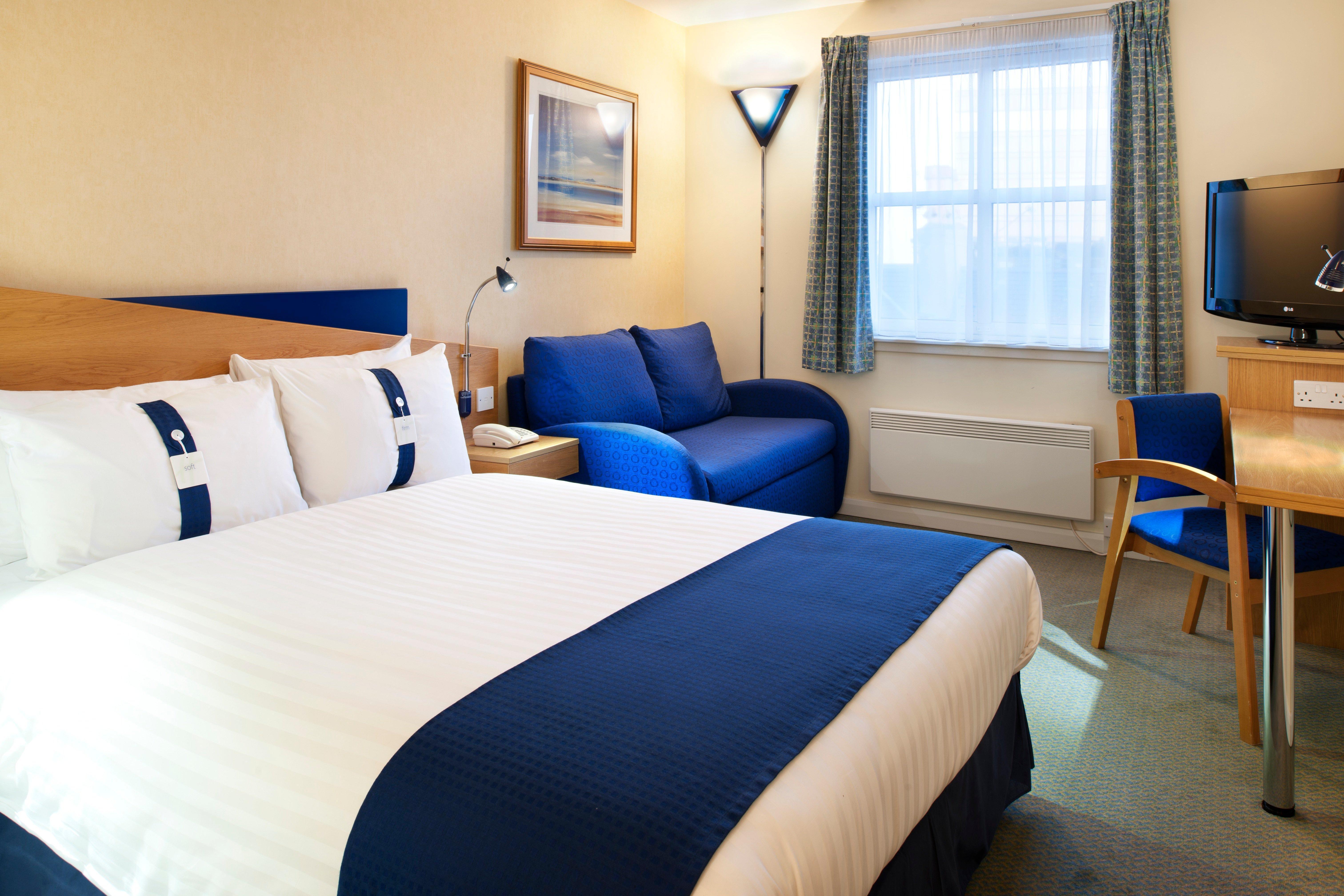 Express Centre By Ihg Hotel 3*