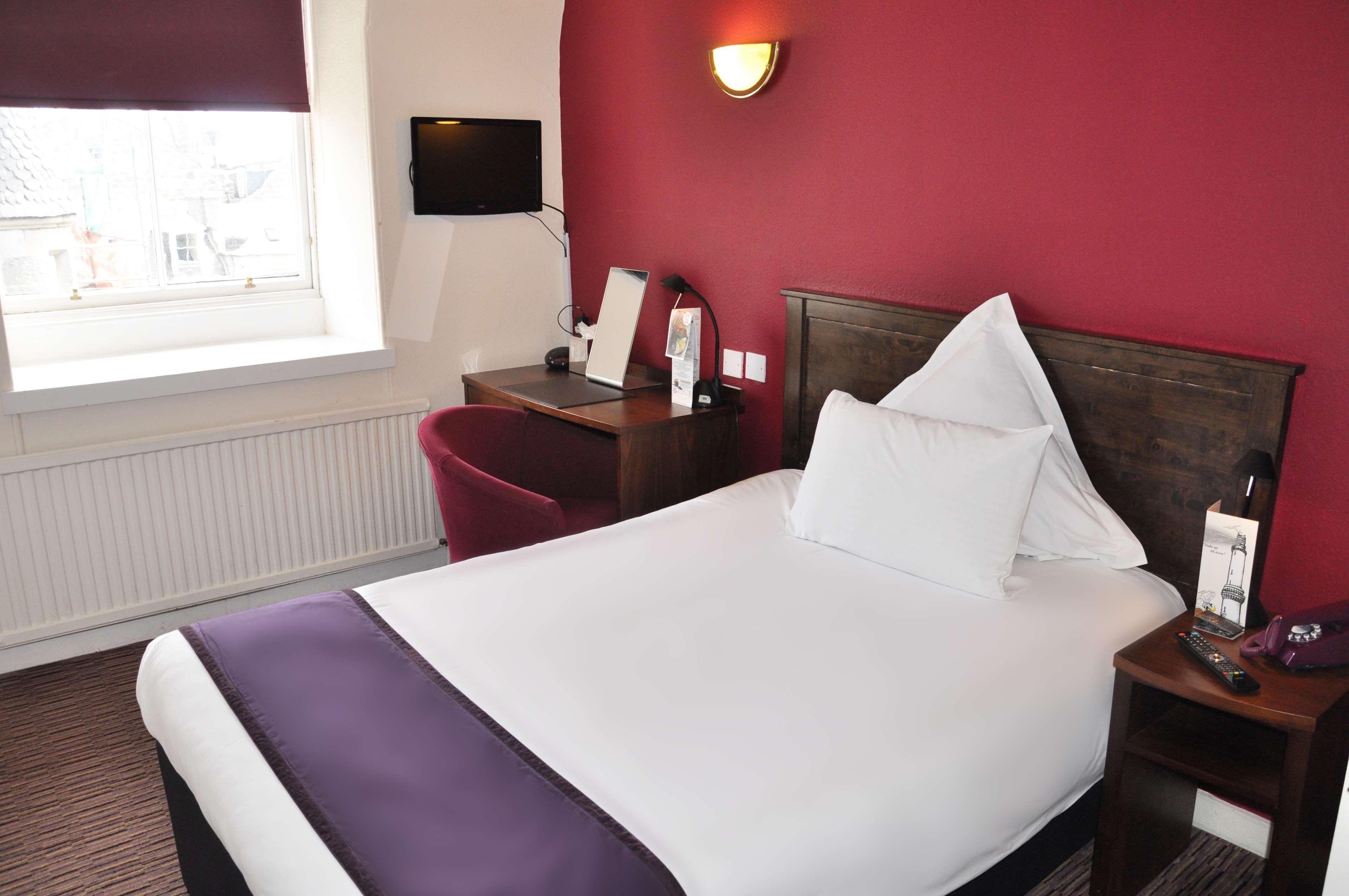 Carmelite Hotel; Bw Signature Collection Hotel
