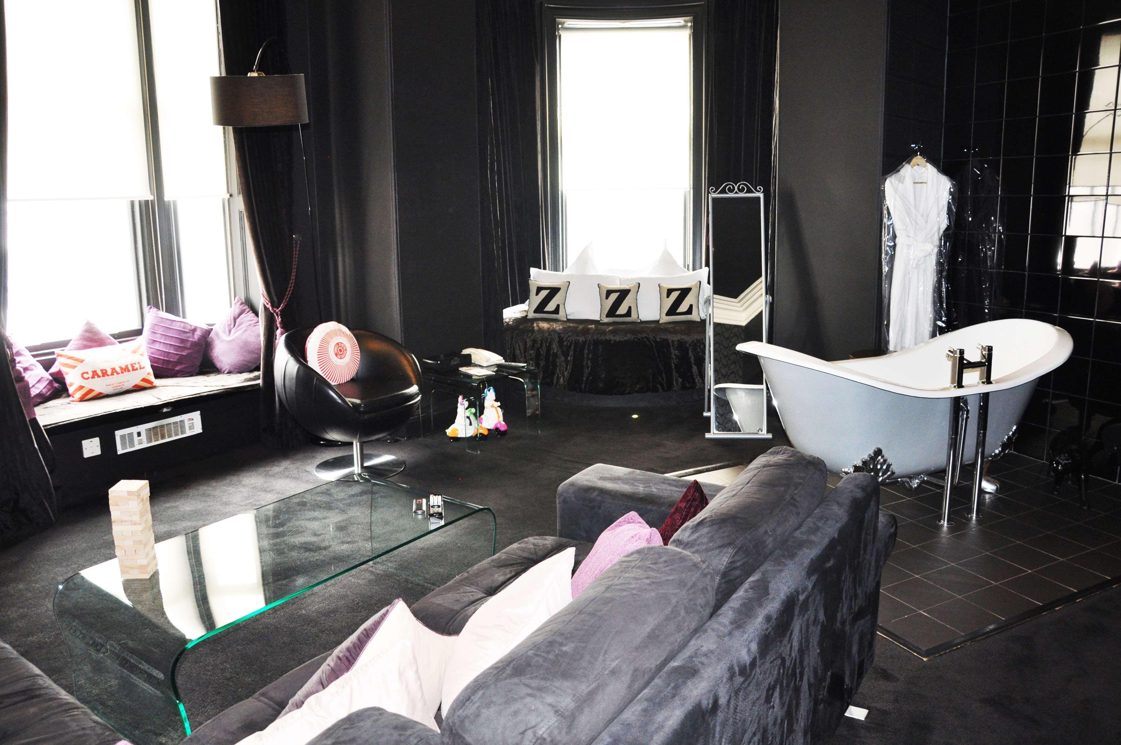Carmelite Hotel; Bw Signature Collection Hotel
