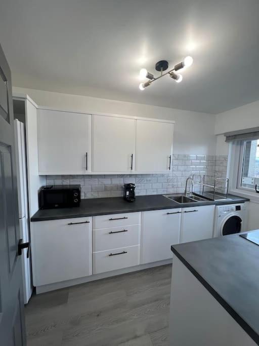 Stunning 2-bed In The Heart Of Aberdeen* * Aberdeen