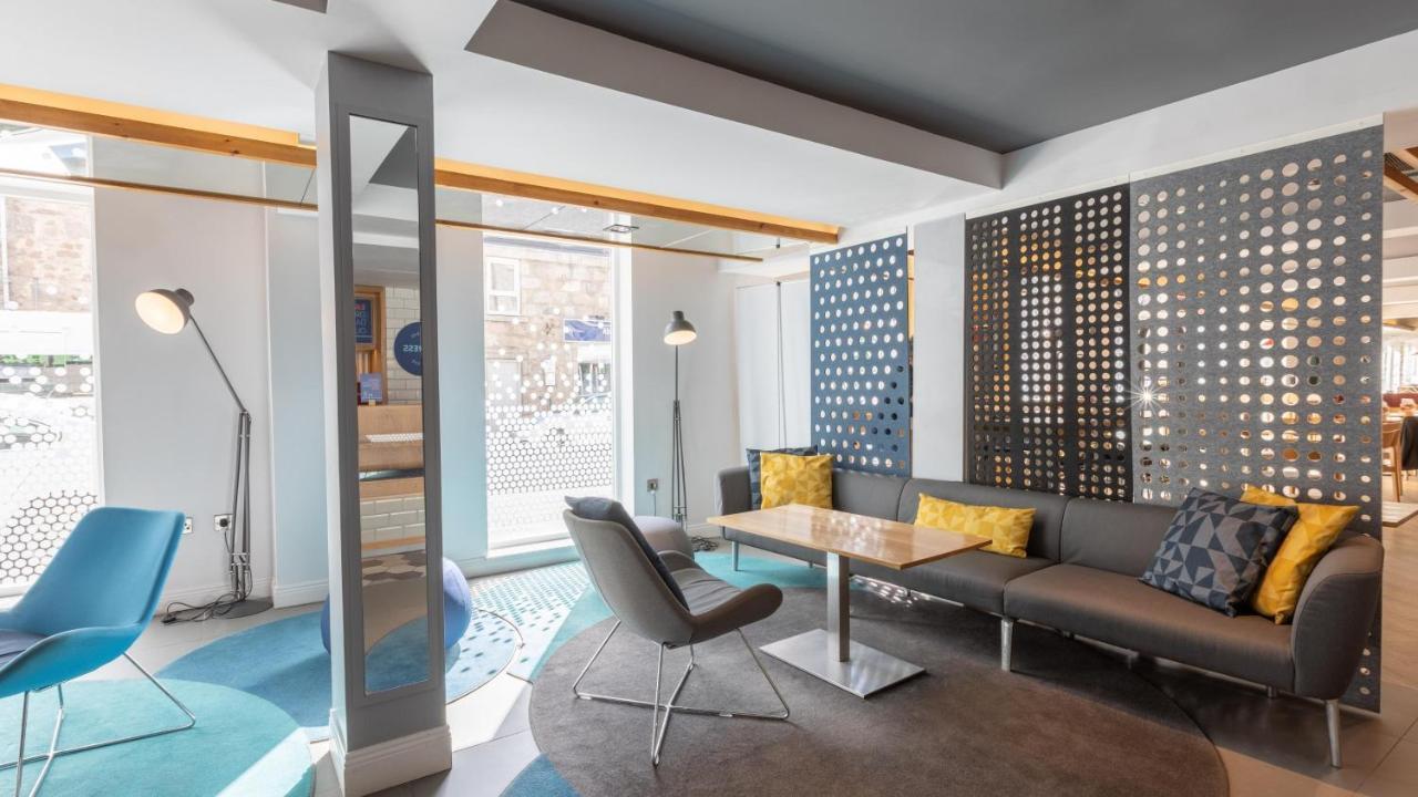 Express Centre By Ihg Hotel 3*
