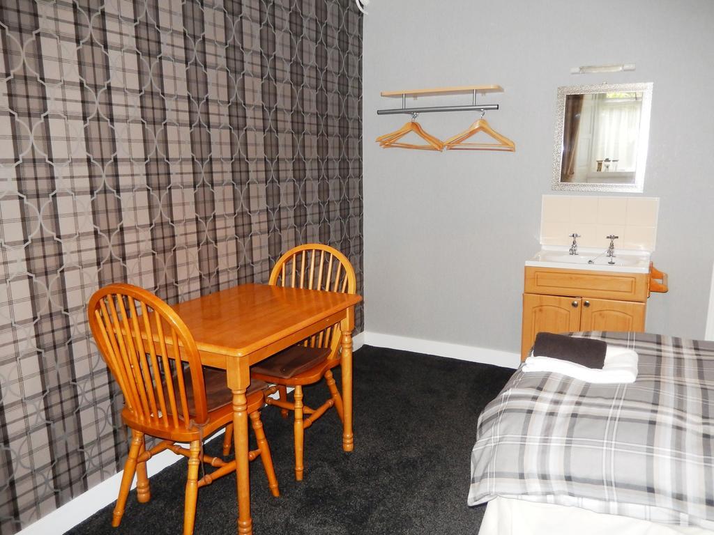 Gales Guest house Aberdeen