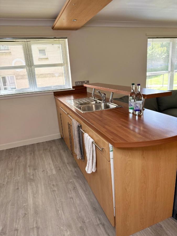 2 Bed Centre Executive Apartment *