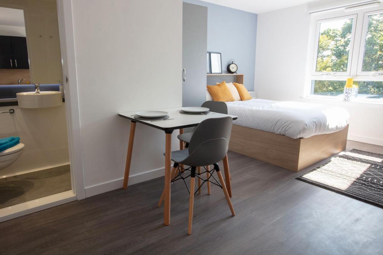 Caledon Court In Apartment Aberdeen