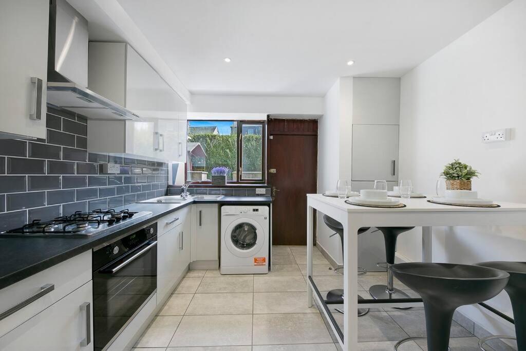 Apartment Faulds Crescent ✪ Grampian Lettings Ltd *