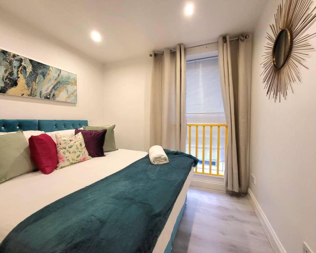Adelphi Suites By Sensational Short Lets & Serviced With Free Wi-fi