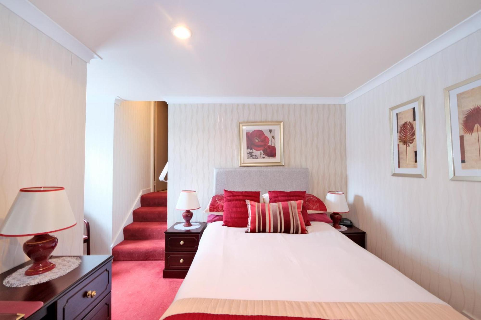 The Jays Guest house 4*