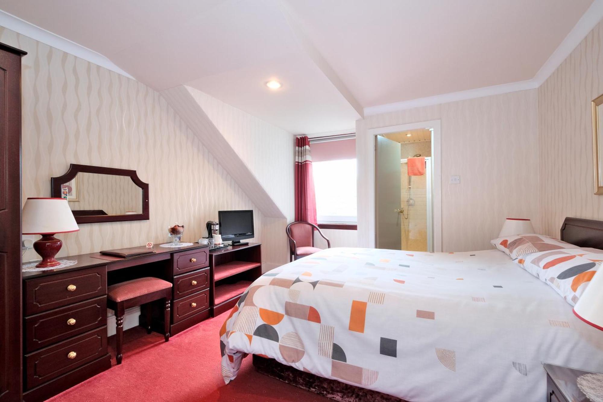 The Jays 4* Aberdeen