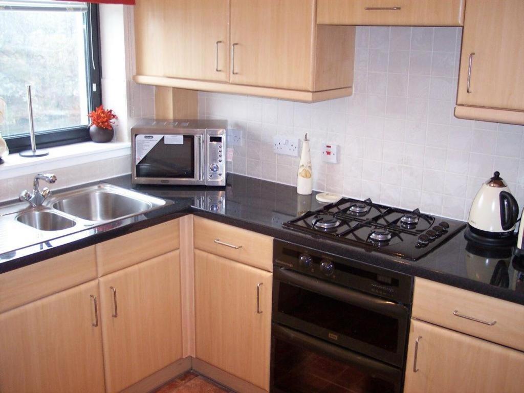 Apartamento Lovely Two-bed Apt Aberdeen