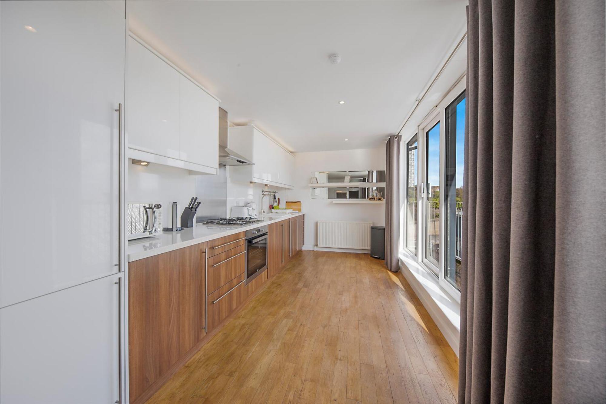 Mearns Street Penthouse - Grampian Lettings Ltd *