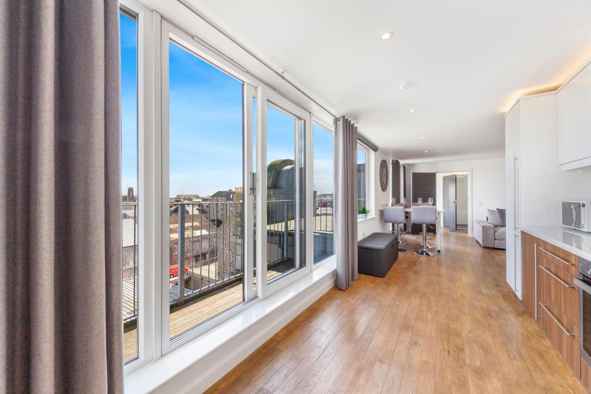 Mearns Street Penthouse - Grampian Lettings Ltd *