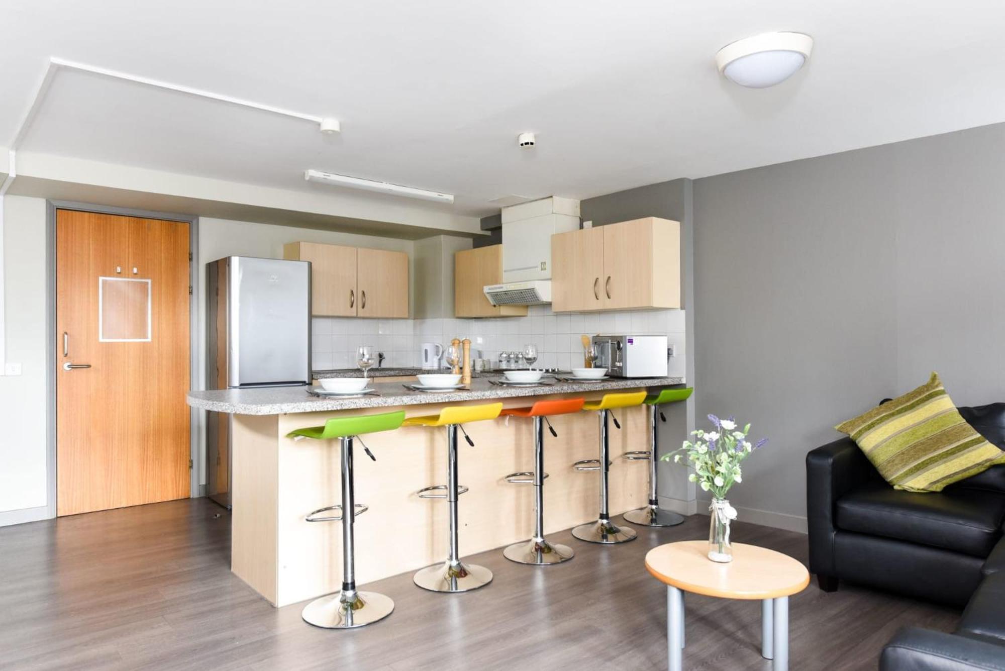 Apartment Warm And Cozy Ensuites At Mealmarket Exchange In