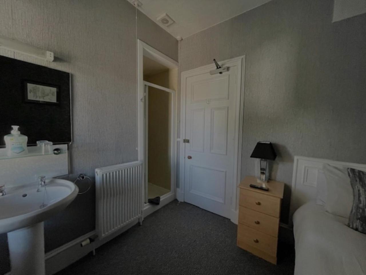 Guest house Vaila Aberdeen
