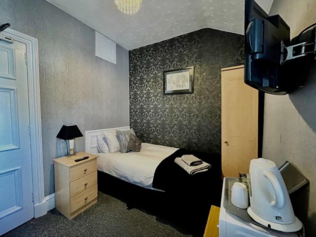 Vaila Guest house Aberdeen