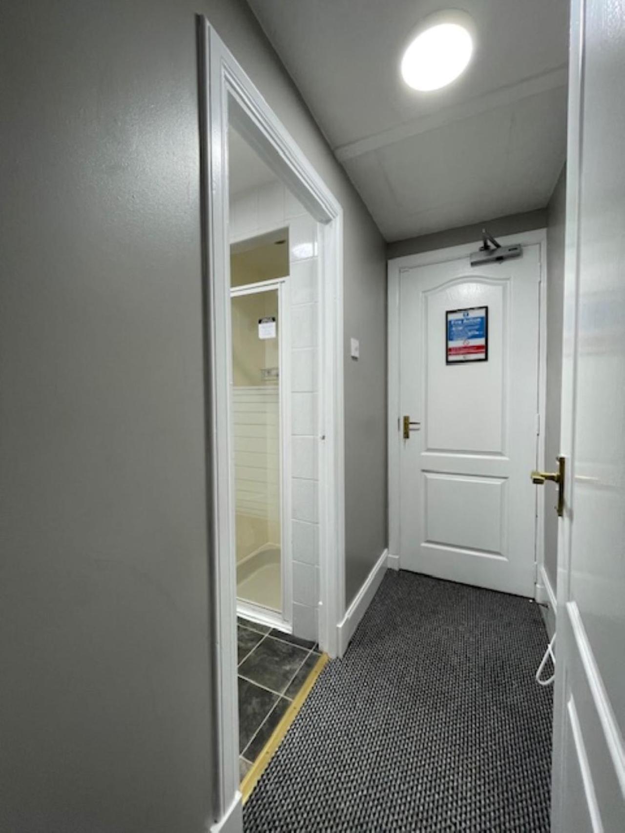 Guest house Vaila 3*