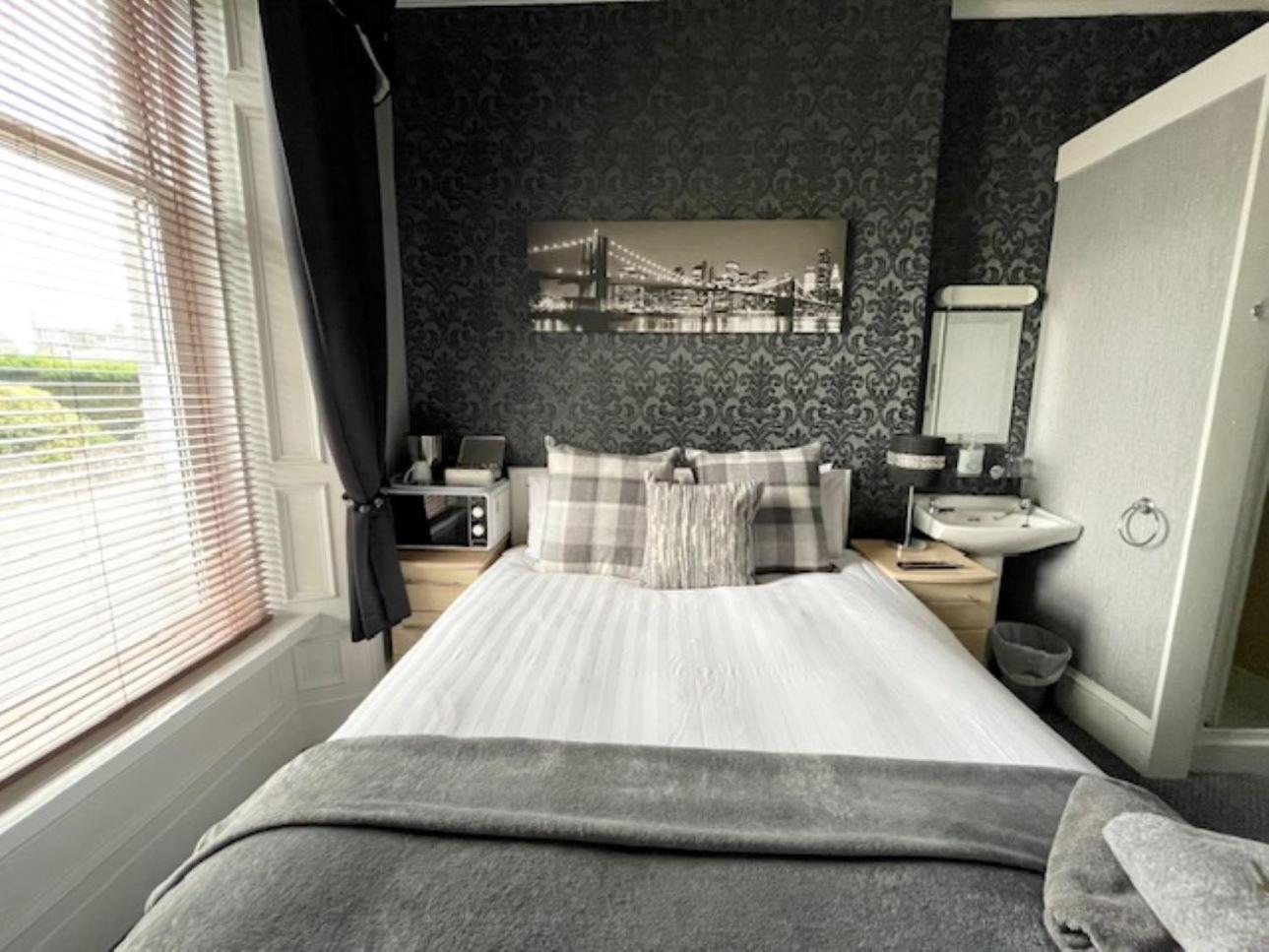 Vaila Guest house
