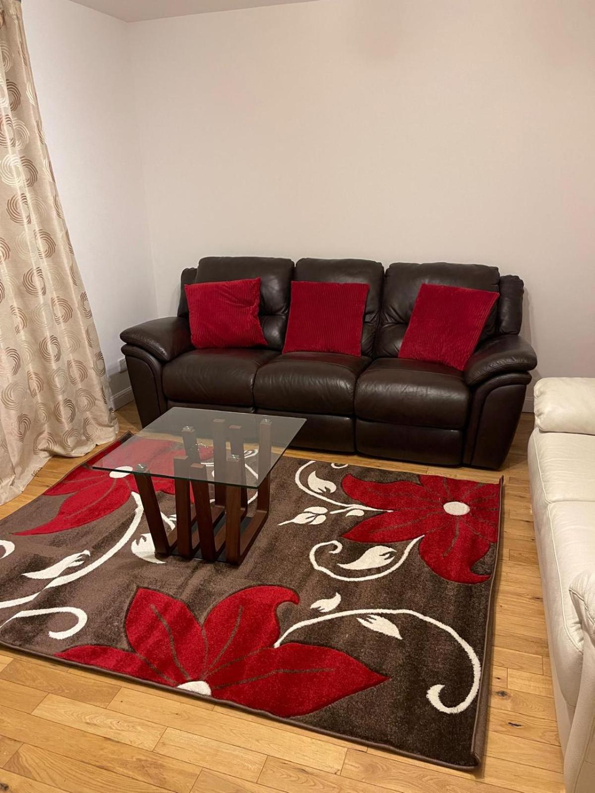 Morrisons 2 Weeks Centre 2 Bedroom Apartment