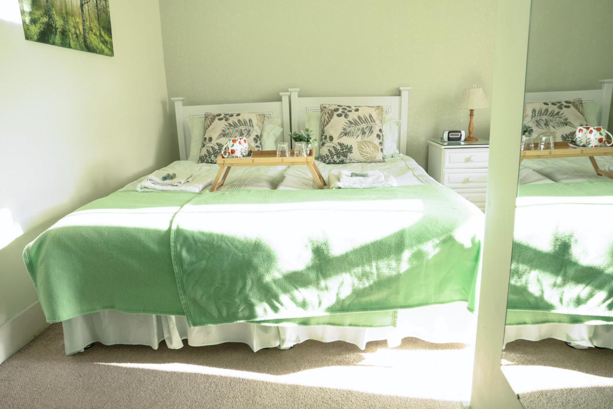 Hallmark Bed & Breakfast *