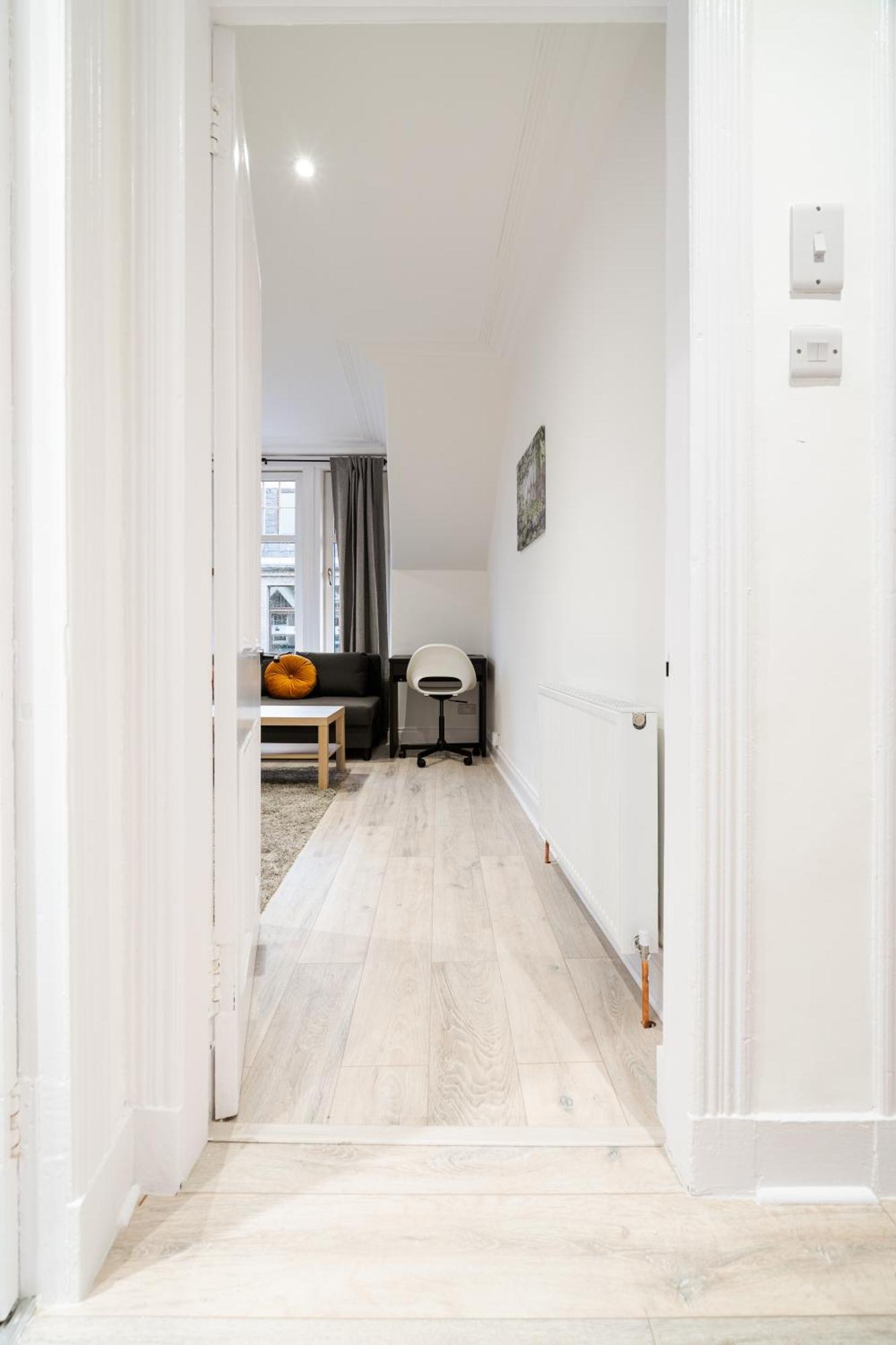 1 Bed Flat - Centre Apartment Aberdeen
