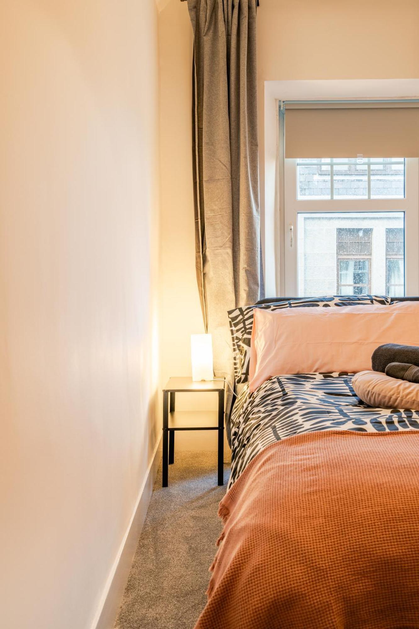 Apartment 1 Bed Flat - Centre *