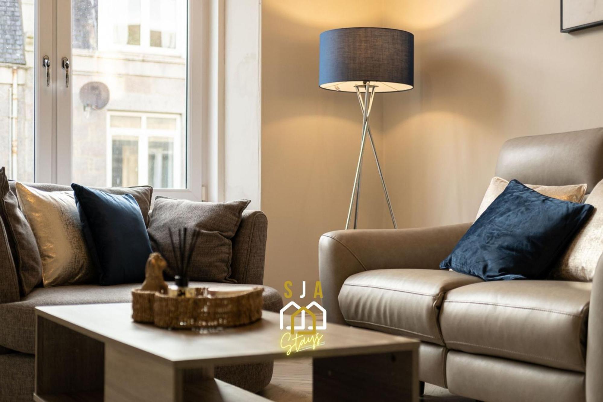 Modern - Sja - 2 Bed