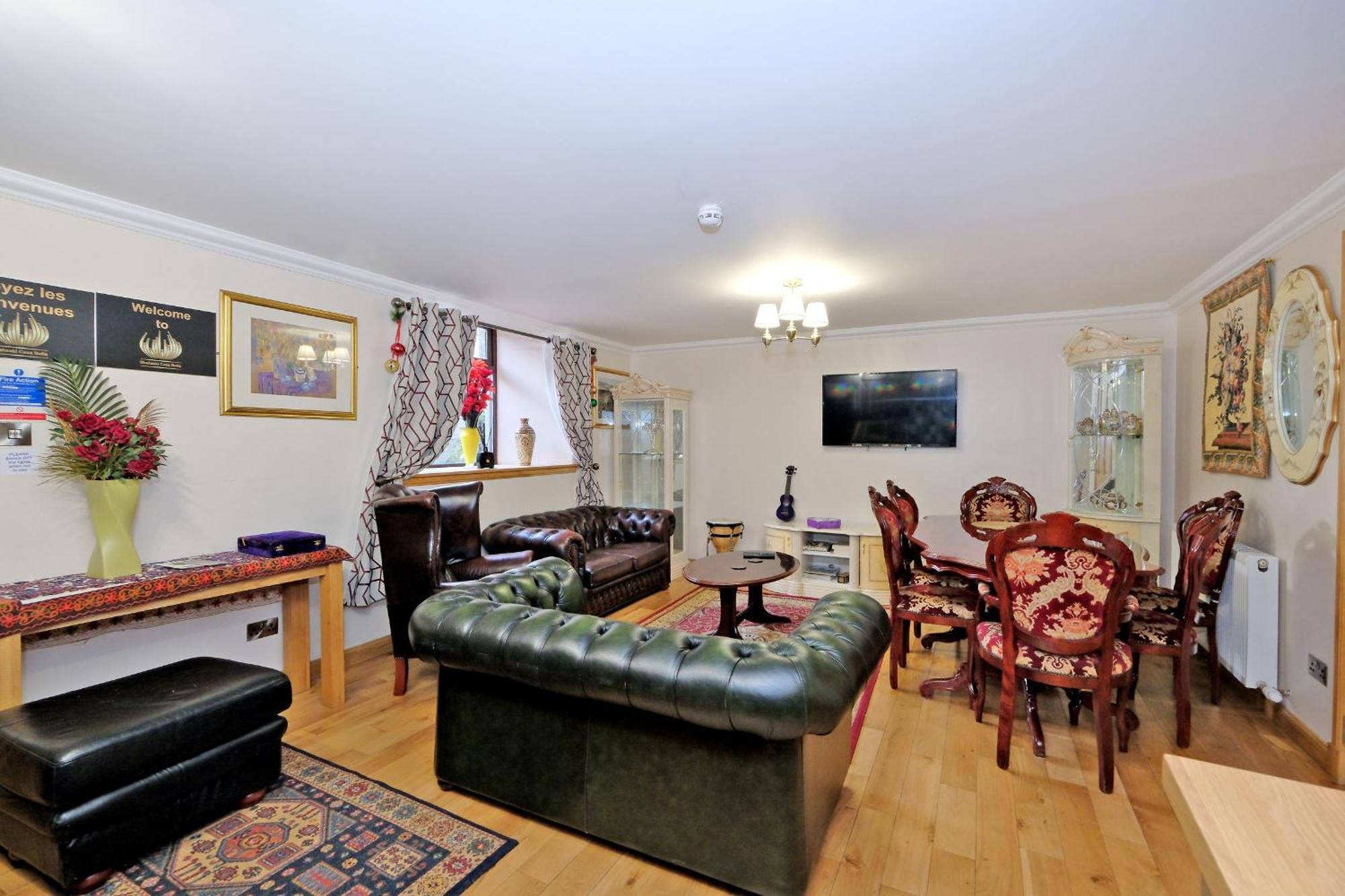 Holiday home Grandmansion-9br-sleeps17-parking-corporategroups Aberdeen