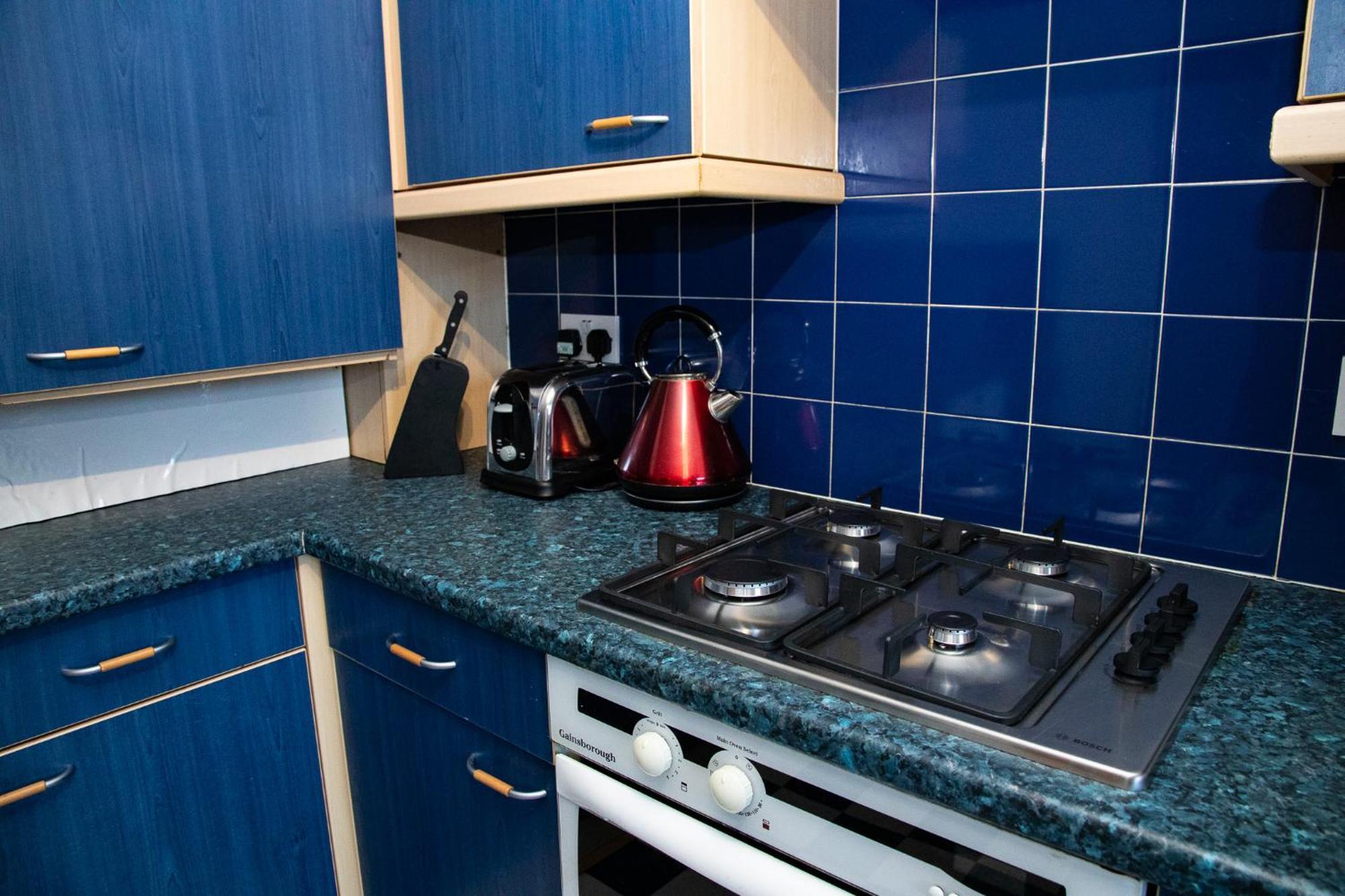 Kechstone K1 Riverside Drive Apartment